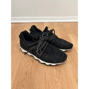 Sorel Women's Kinetic Lace Sneakers size 9